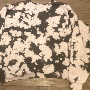 Urban Outfitters woman’s sweatshirt- size large. Good used condition.
